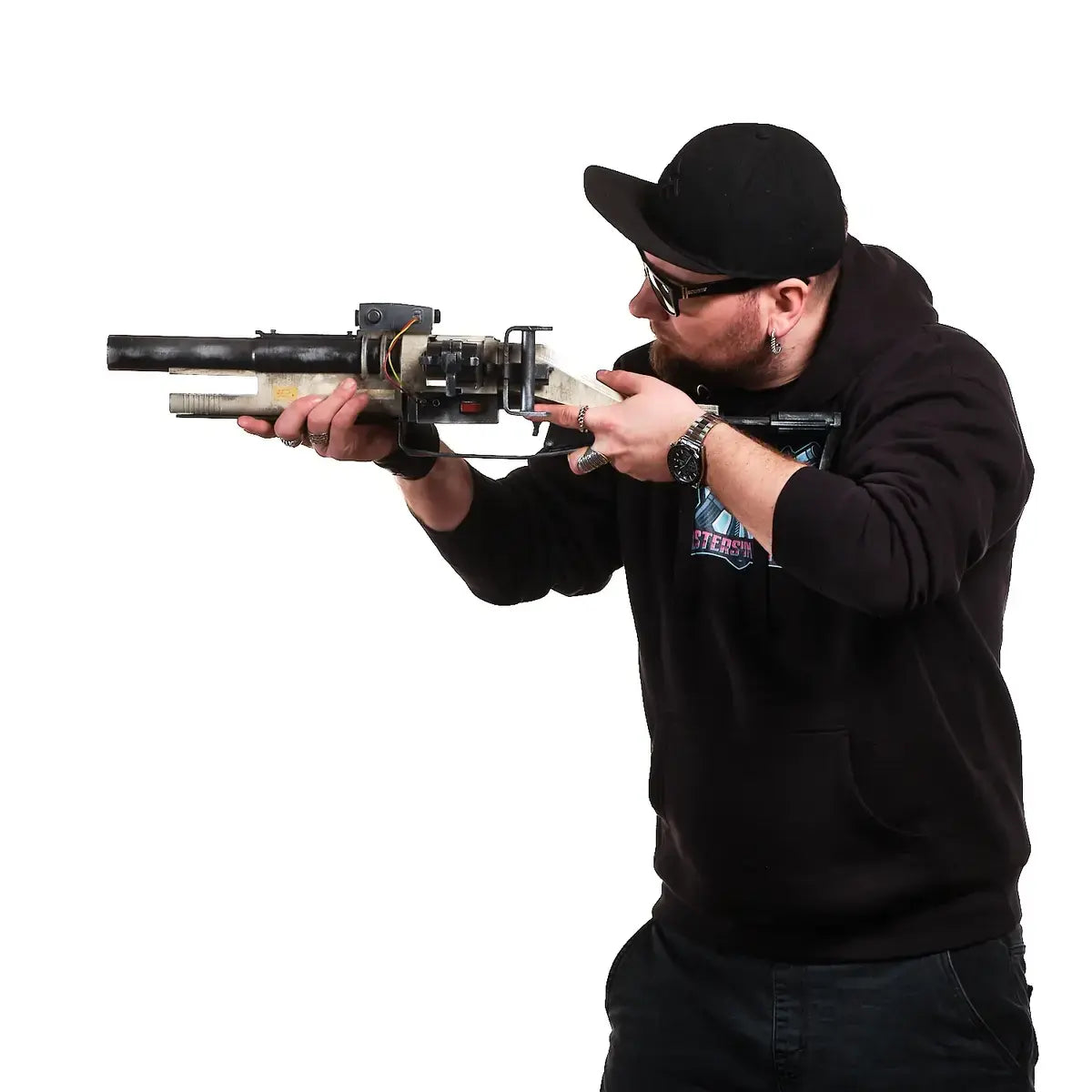 Hullcracker ARC Raiders cosplay prop — creator reference image 7