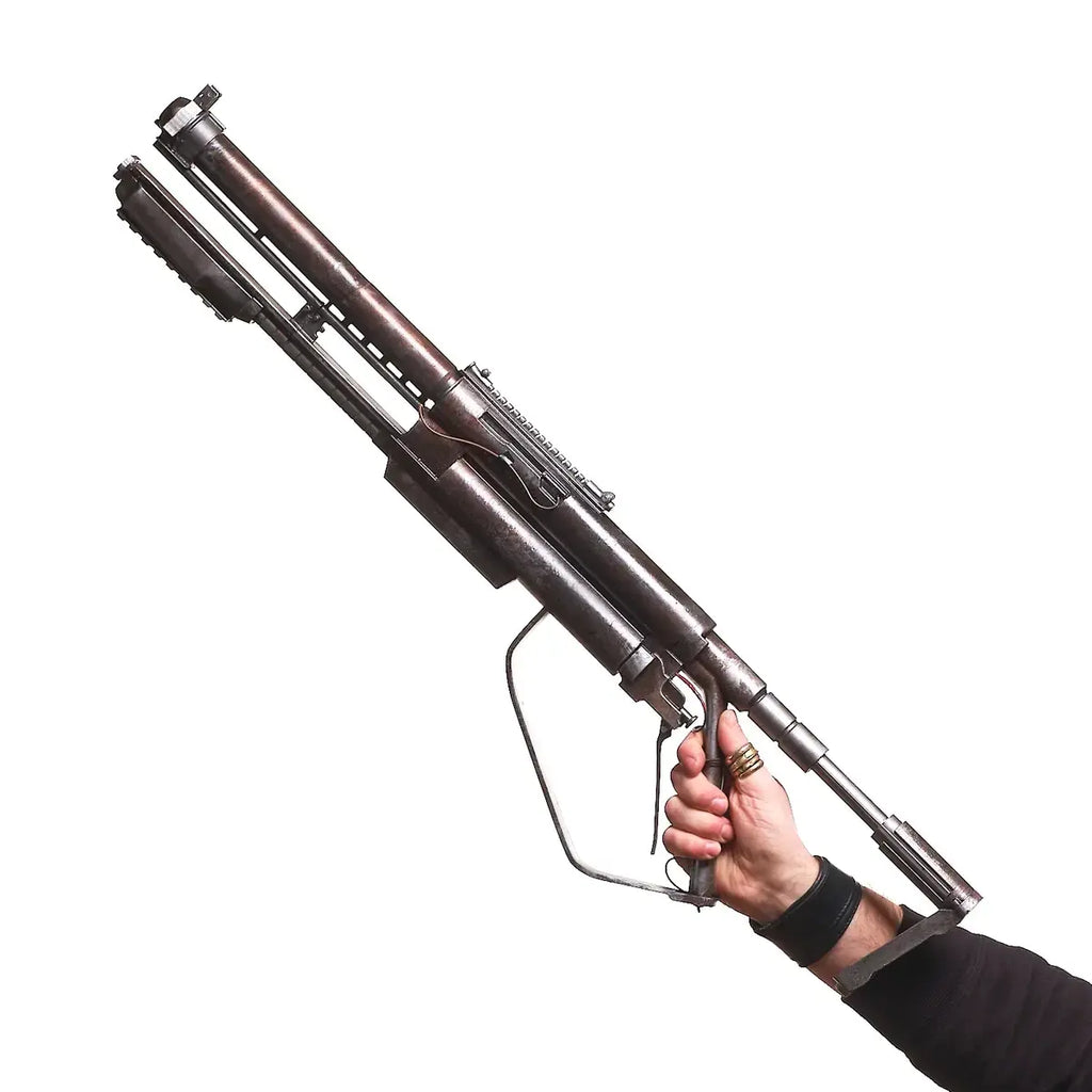 Il Toro ARC Raiders cosplay prop — creator reference image 9