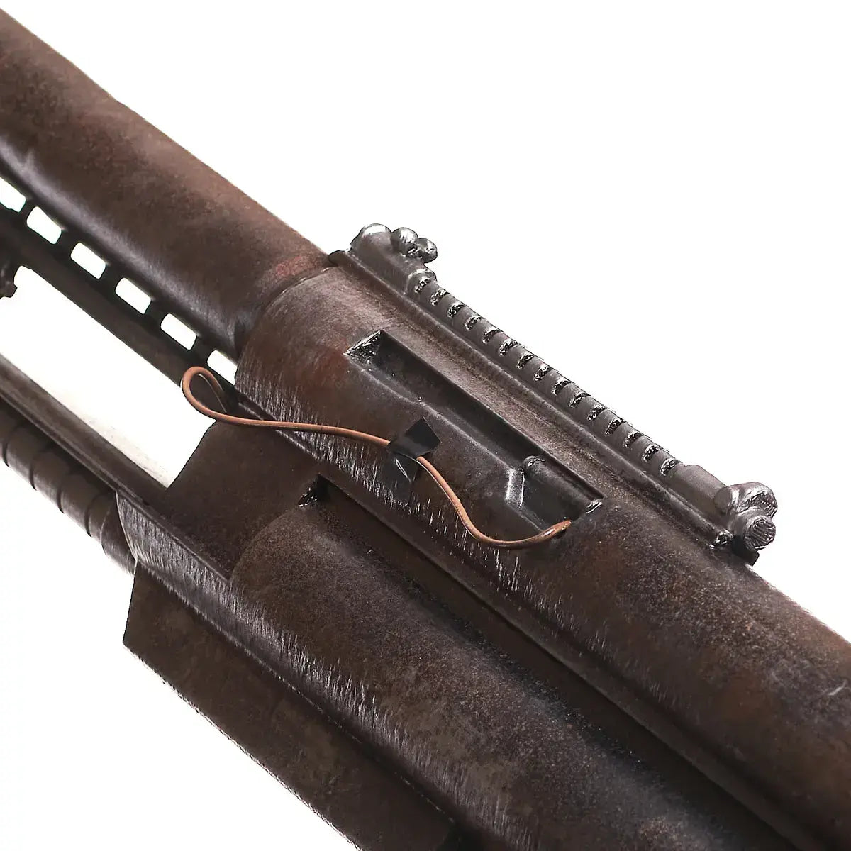 Il Toro ARC Raiders cosplay prop — creator reference image 12