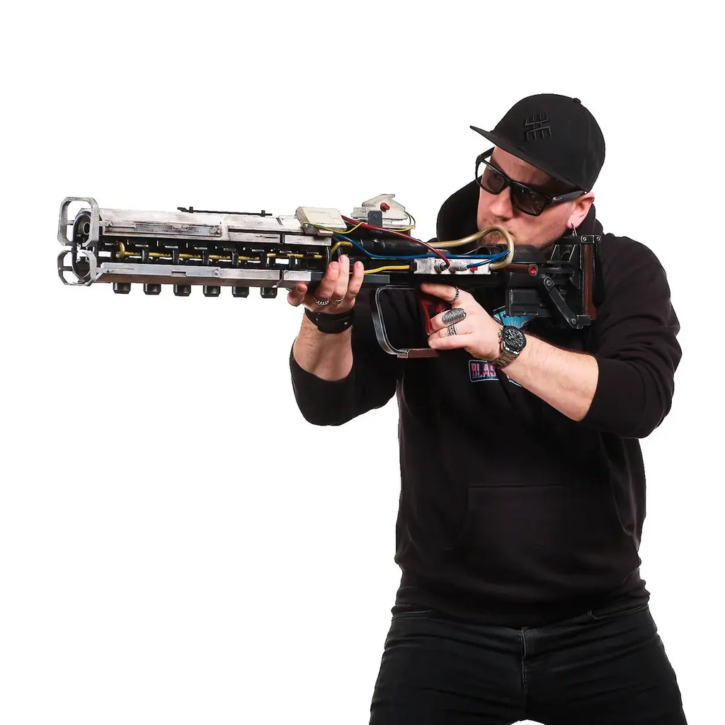 Jupiter ARC Raiders cosplay prop — creator reference image 6