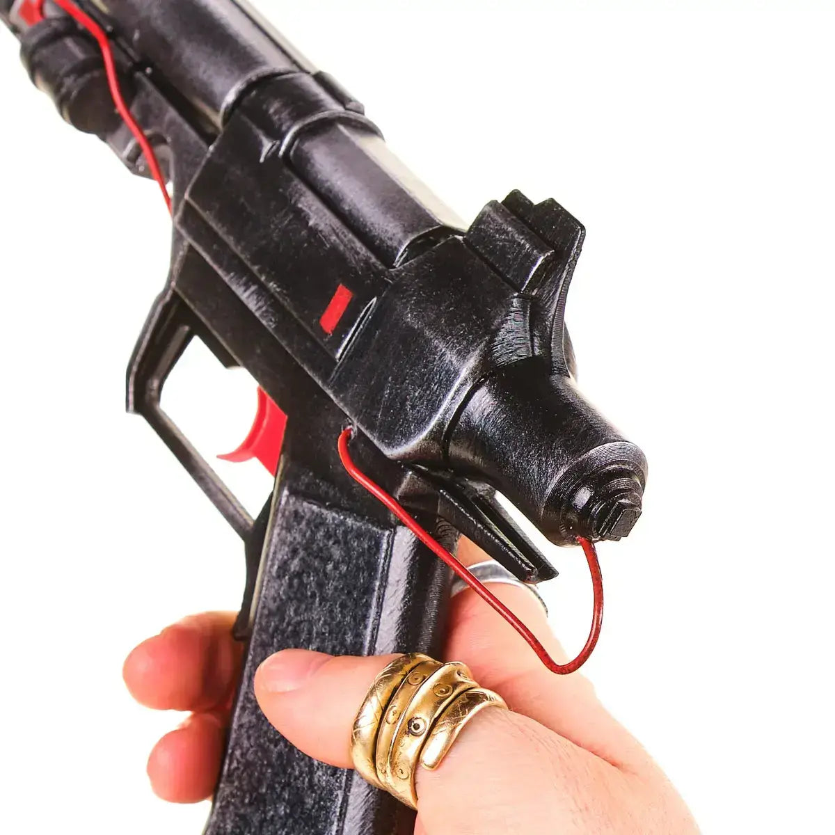 Venator ARC Raiders cosplay prop — creator reference image 9