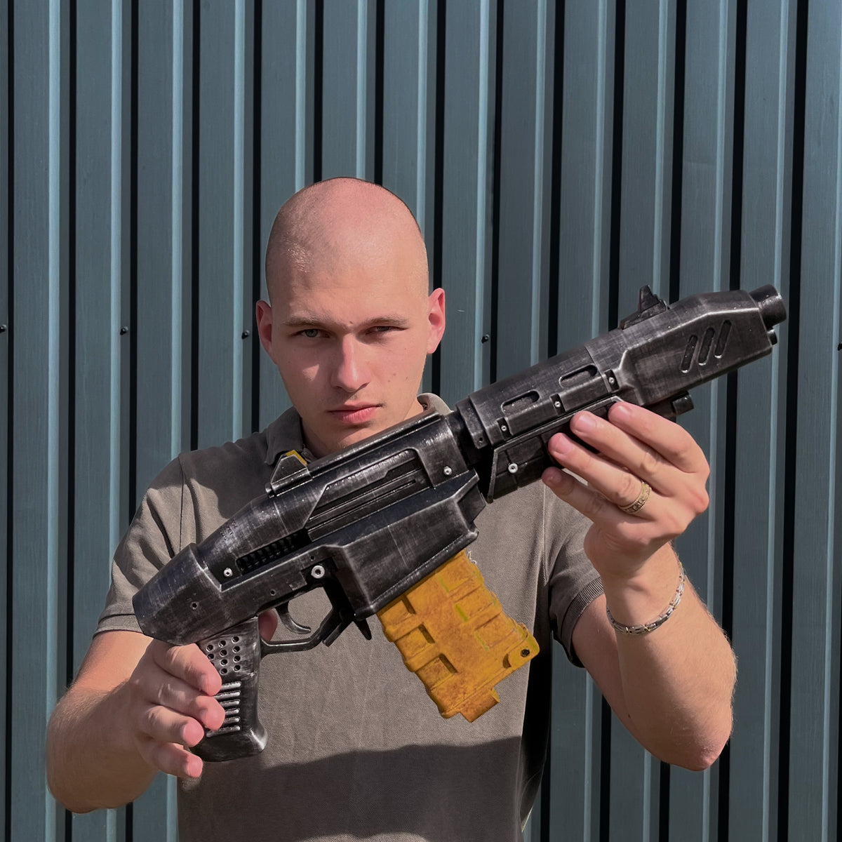 Crusher Shotgun – Cyberpunk 2077 Cosplay Prop — model creator reference image 4