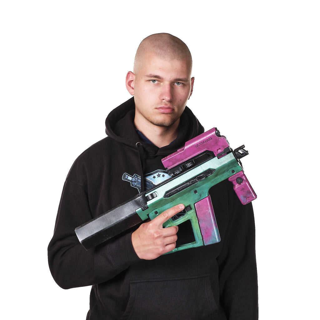 Rebecca's SMG TKI-20 – Cyberpunk Edgerunners Cosplay Prop — model creator reference image 1