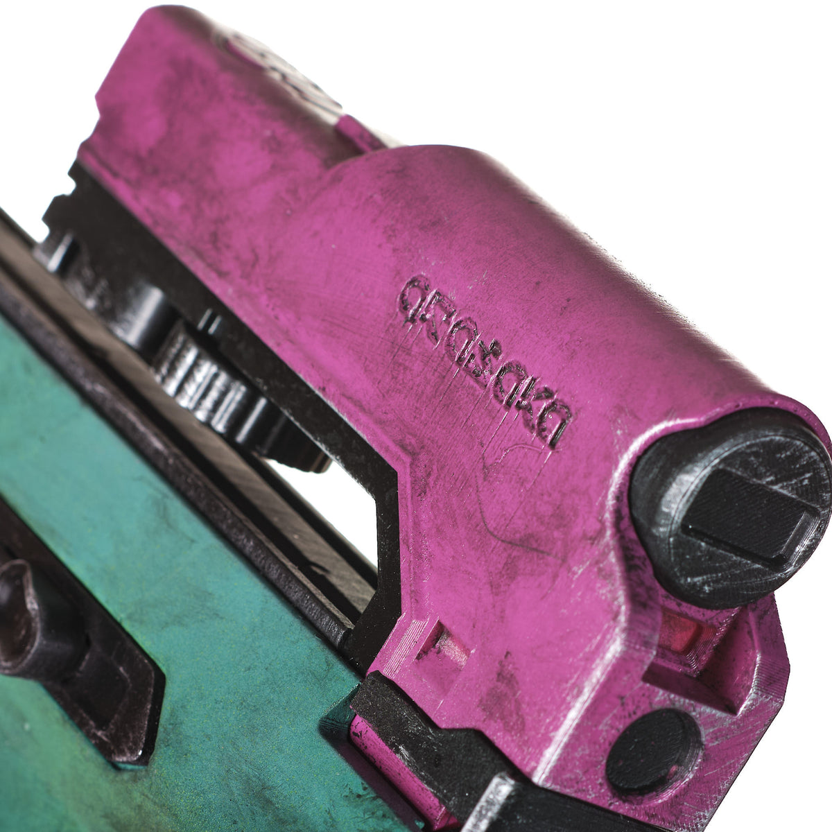 Rebecca's SMG TKI-20 – Cyberpunk Edgerunners Cosplay Prop — model creator reference image 11