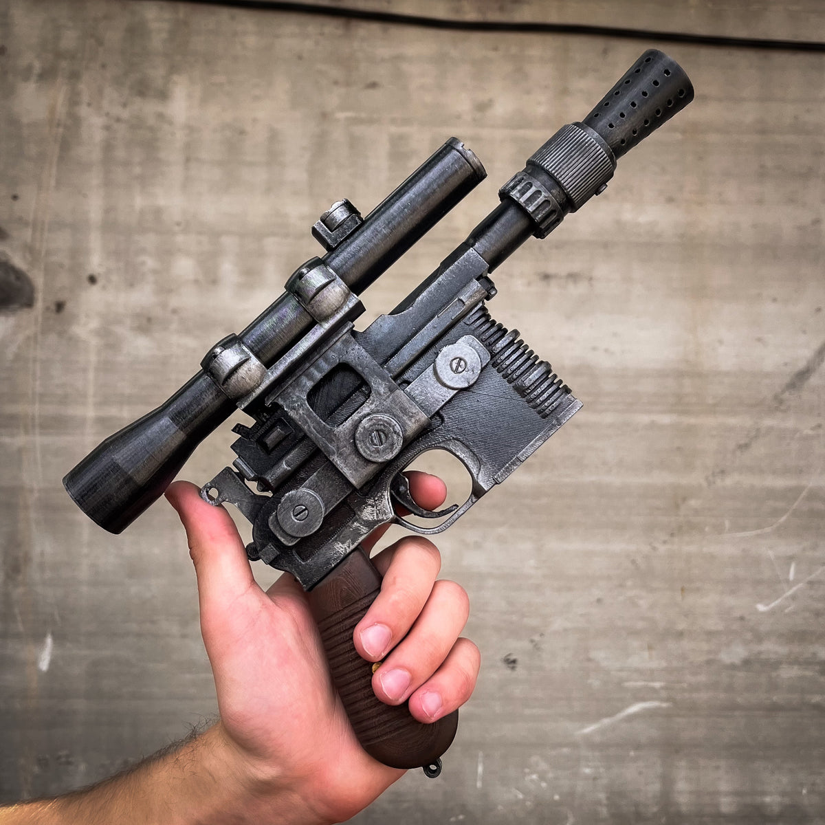 Han Solo DL-44 Heavy Blaster Pistol Star Wars cosplay prop — Sliceables reference image 7