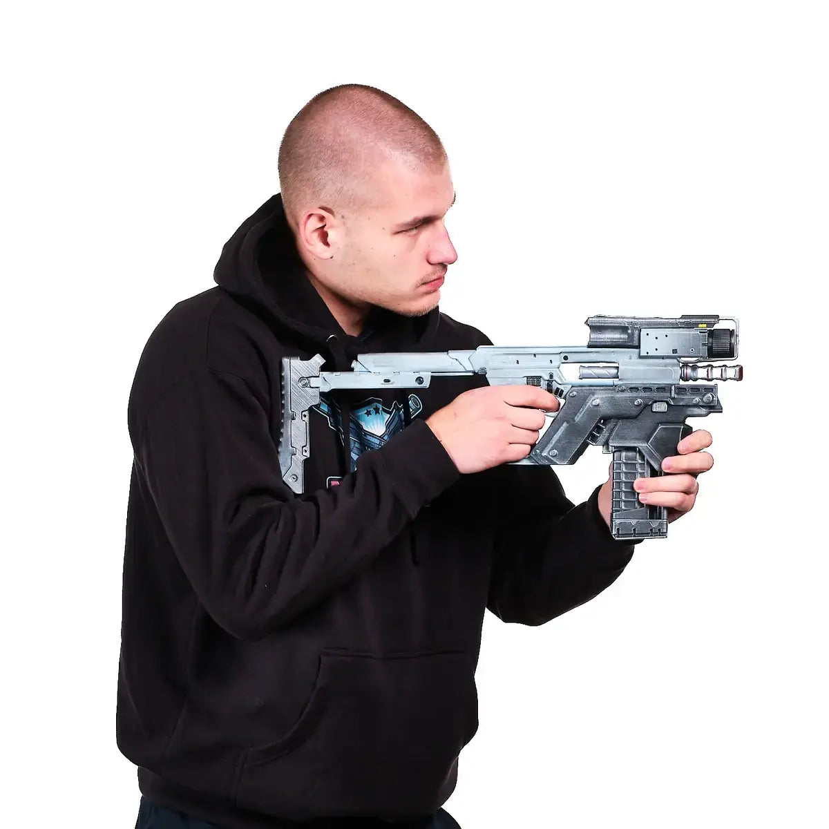 Yinglong SMG – Cyberpunk 2077 Cosplay Prop — model creator reference image 15