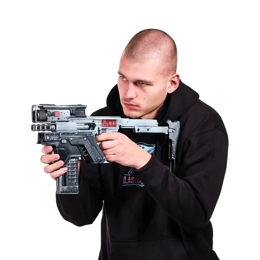 Yinglong SMG – Cyberpunk 2077 Cosplay Prop — model creator reference image 3